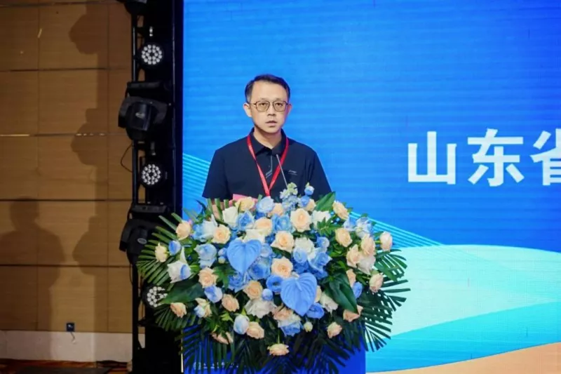 Fokusimi në zhvillimin global: Shoqata e Industrisë së Strukturës së Çelikut Shandong mban me sukses Konferencën e Shkëmbimit të Përvojave mbi Ndërkombëtarizimin Industrial