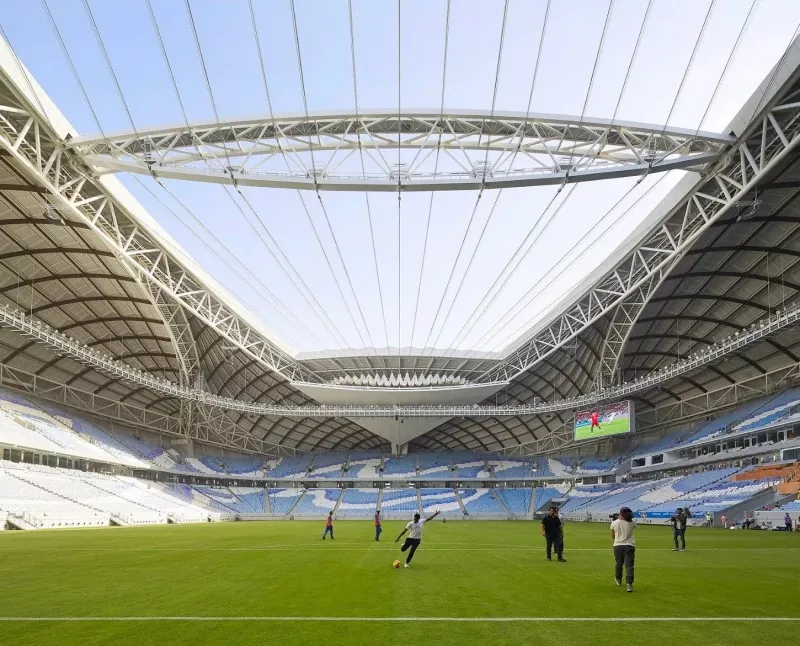 Konstruksioni i Stadiumit prej çeliku