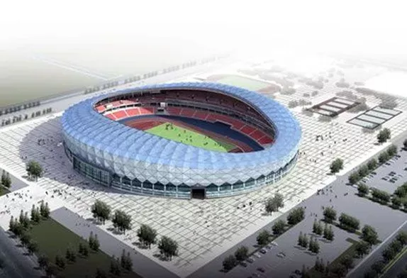 Arkitekturë metalike e fushës së futbollit prej çeliku